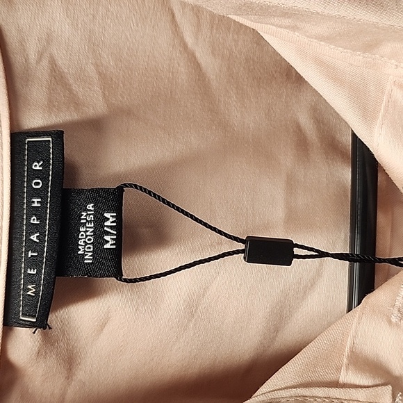Metaphor Peach Button Up Top NWT - Picture 2 of 6